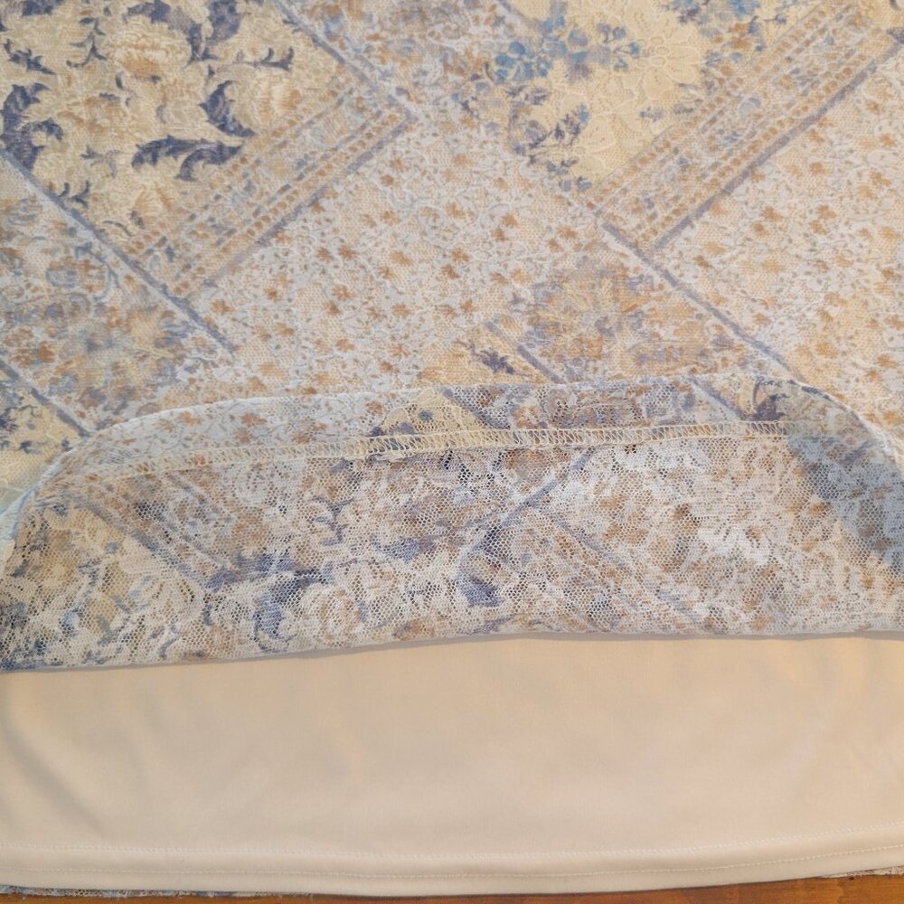 Coldwater Creek fully lined top with sheer 3/4" length sleeves blue/beige Size L - Picture 6 of 12